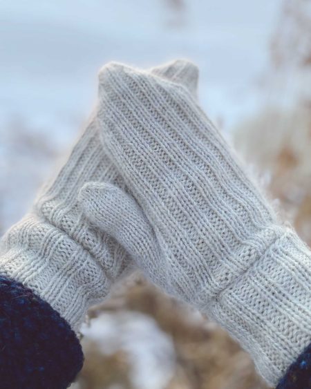 Kajsa Mittens Stickmönster Sara Stark Blackbird Knits