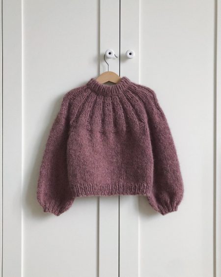 PetiteKnit stickmönster Sunday Sweater junior