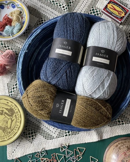 Tre nystan Isager Highland Wool