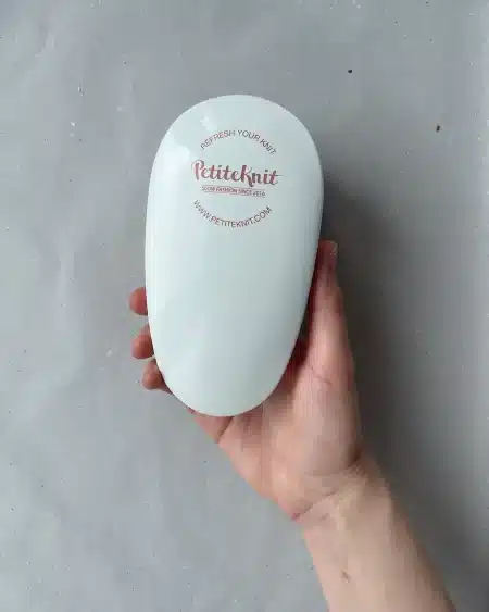 PetiteKnit Refresh Your Knit Lint Remover
