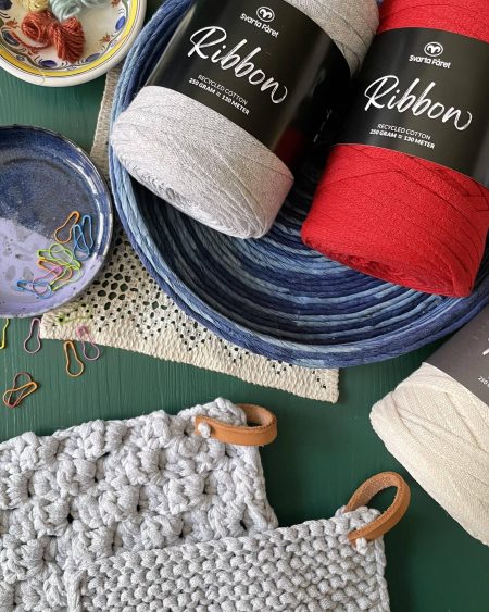 Tre rullar Svarta Fåret Ribbon
