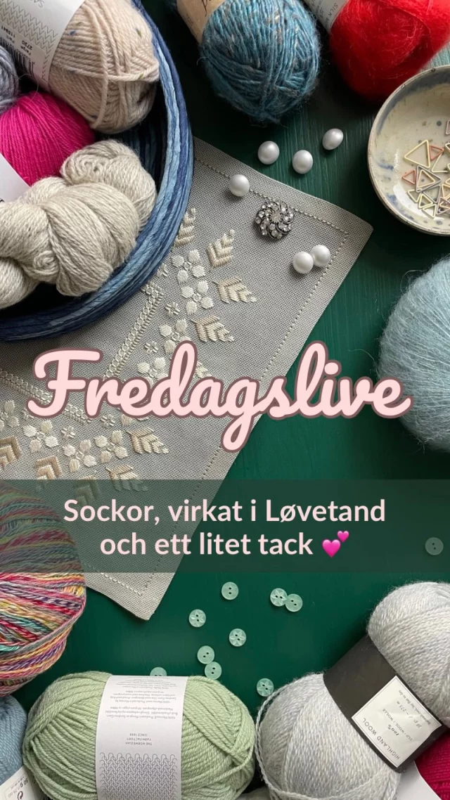 Dagens fredagslive är sista ordinarie innan sommaruppehåll! Sockor, mässa och tack för att ni finns 😍
.
.
.
#knutengarn #knutenjkpg #lysjkpg #jkpgsöder #jönköpingsöder #garnaffärijönköping #stickgäris #diy #slowfashion #yarninspo #knitting #sticka #knittersofinstagram #crochet #virkning #knutensfredagslive